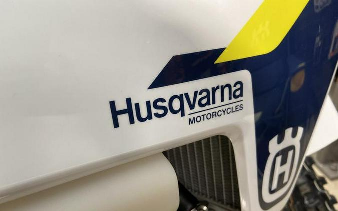 2025 Husqvarna® TE 300