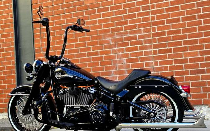 2018 Harley-Davidson® FLHCS - Softail® Heritage Classic 114
