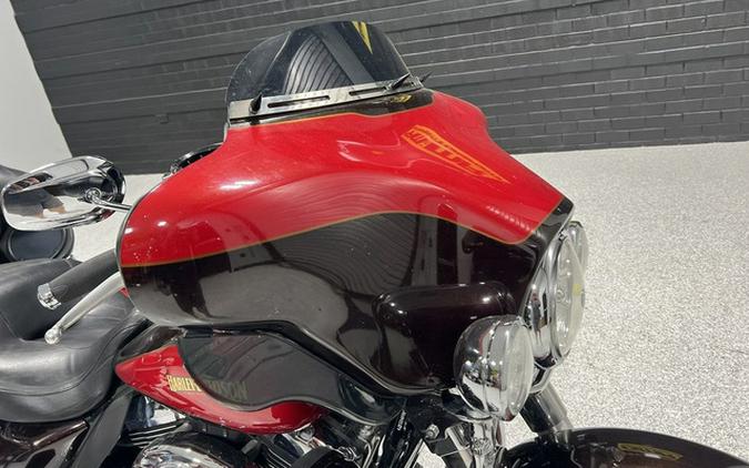 2010 Harley-Davidson FLHTCU - Ultra Classic Electra Glide