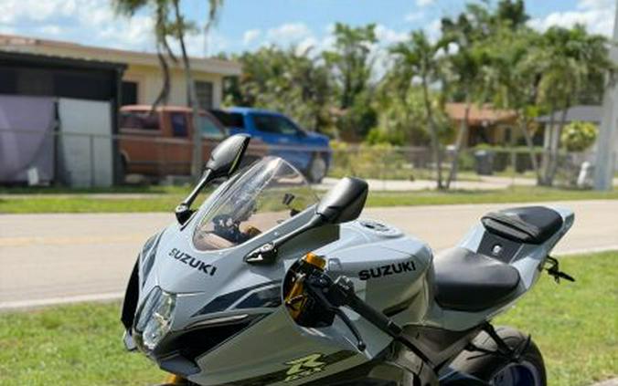 2022 Suzuki GSX-R1000R