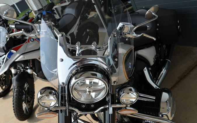 2023 BMW R18 CLASSIC