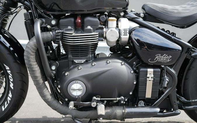 2019 Triumph Bonneville Bobber Black Jet Black