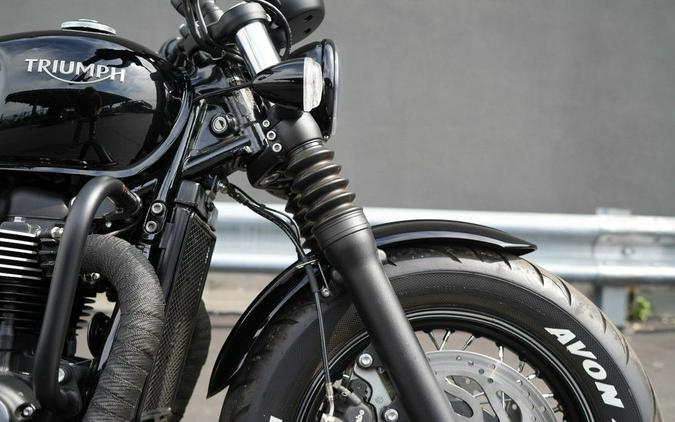 2019 Triumph Bonneville Bobber Black Jet Black