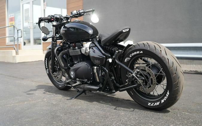 2019 Triumph Bonneville Bobber Black Jet Black