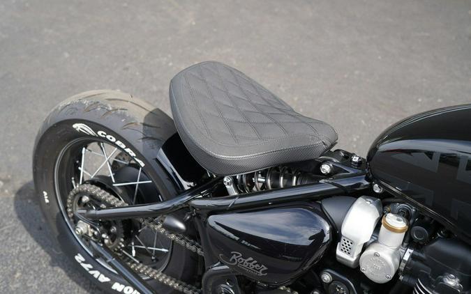 2019 Triumph Bonneville Bobber Black Jet Black