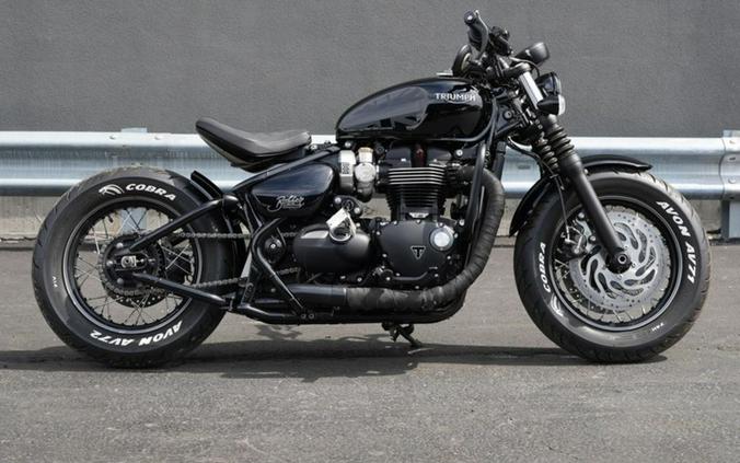 2019 Triumph Bonneville Bobber Black Jet Black