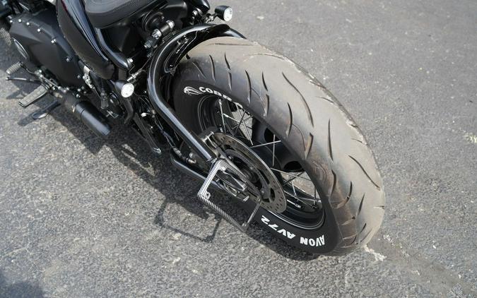 2019 Triumph Bonneville Bobber Black Jet Black