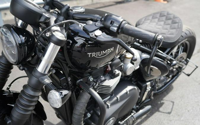 2019 Triumph Bonneville Bobber Black Jet Black