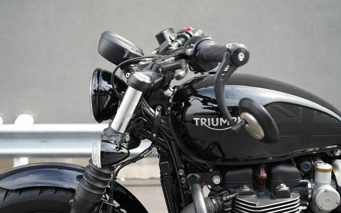 2019 Triumph Bonneville Bobber Black Jet Black