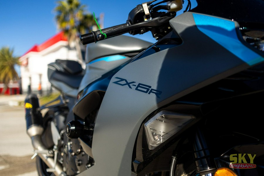 2025 Kawasaki Ninja ZX6R Base