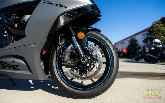 2025 Kawasaki Ninja ZX6R Base