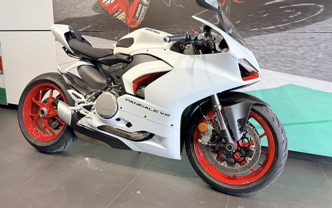 2023 Ducati Panigale V2 White Rosso Livery