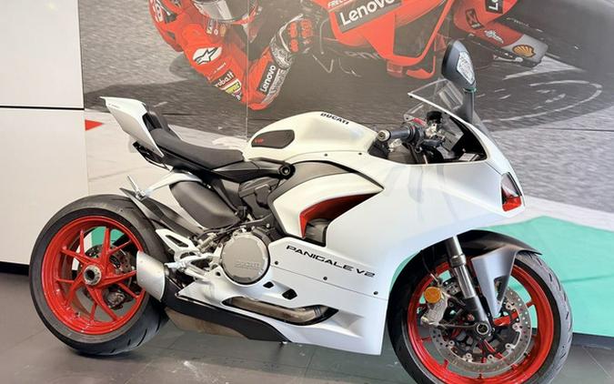 2023 Ducati Panigale V2 White Rosso Livery