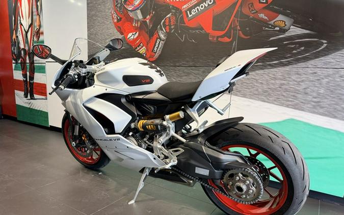 2023 Ducati Panigale V2 White Rosso Livery