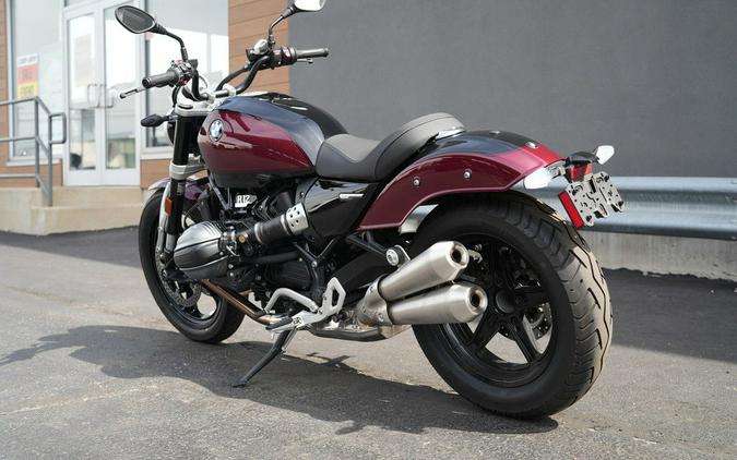 2024 BMW R 12 Aventurin Red Metallic