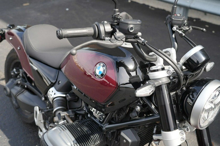 2024 BMW R 12 Aventurin Red Metallic