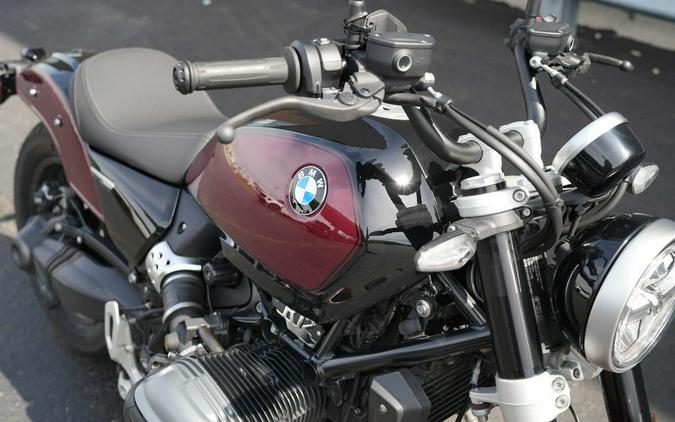 2024 BMW R 12 Aventurin Red Metallic