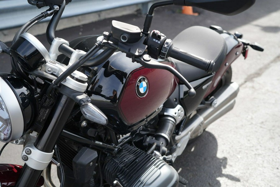 2024 BMW R 12 Aventurin Red Metallic