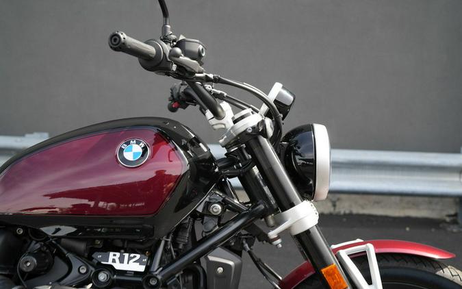 2024 BMW R 12 Aventurin Red Metallic
