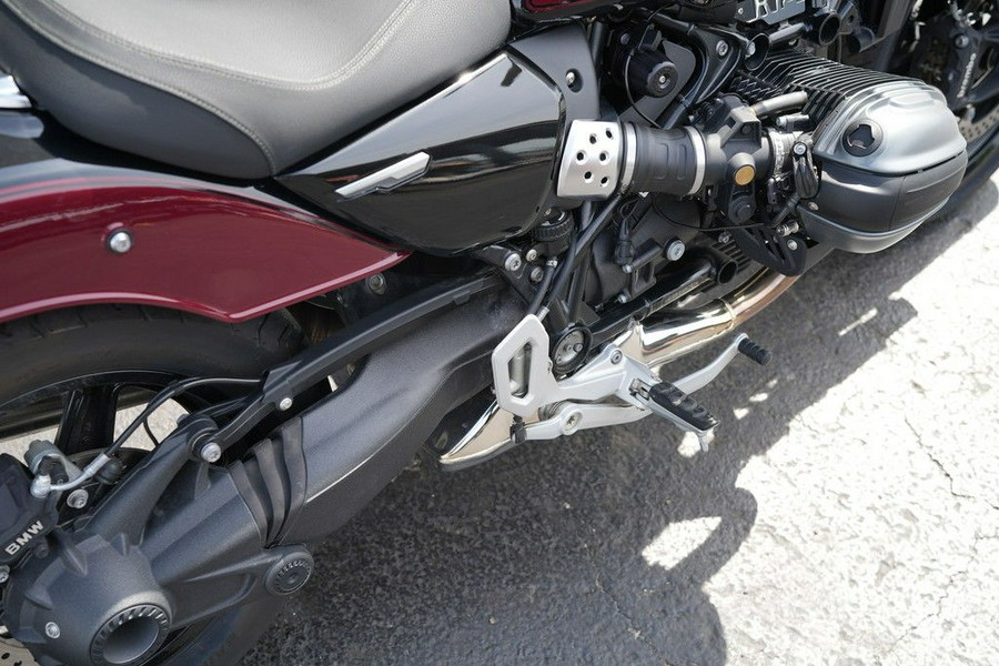 2024 BMW R 12 Aventurin Red Metallic