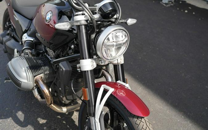 2024 BMW R 12 Aventurin Red Metallic