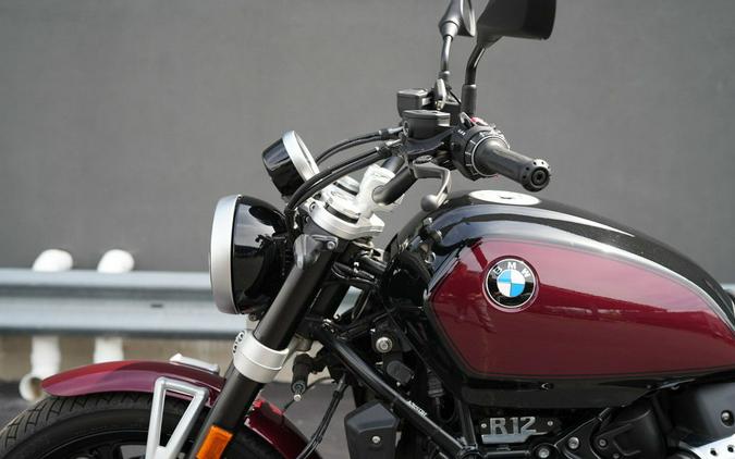 2024 BMW R 12 Aventurin Red Metallic