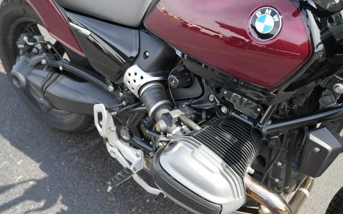 2024 BMW R 12 Aventurin Red Metallic