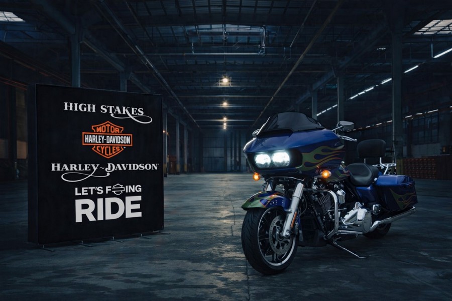 2017 Harley-Davidson® Road Glide® Special Superior Blue FLTRXS