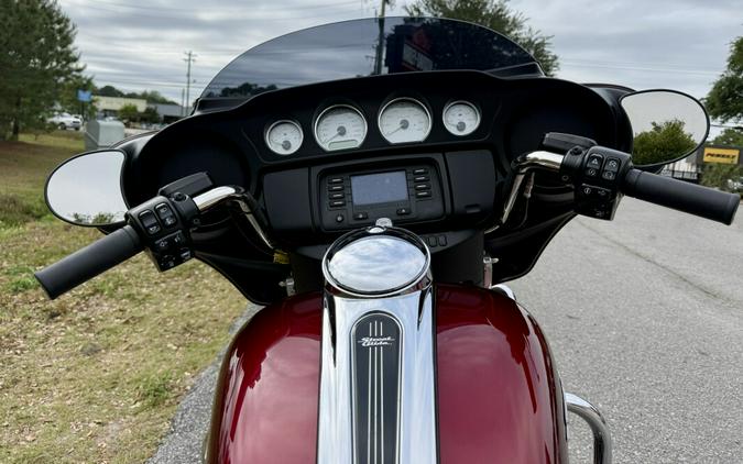 2017 Harley-Davidson® Street Glide® FLHX