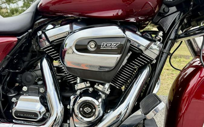 2017 Harley-Davidson® Street Glide® FLHX