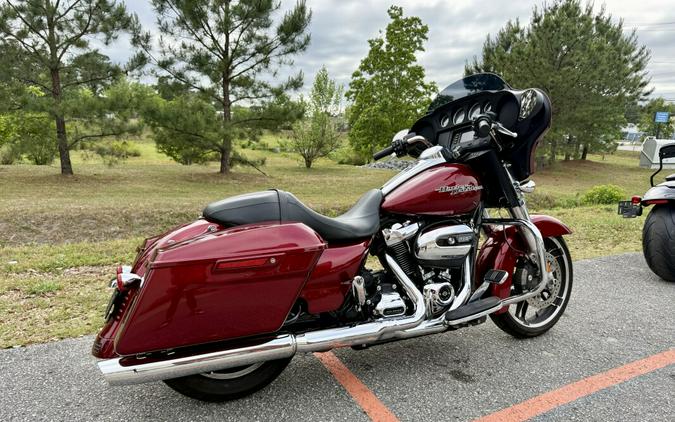 2017 Harley-Davidson® Street Glide® FLHX
