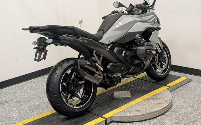 2026 BMW R 1300 RS