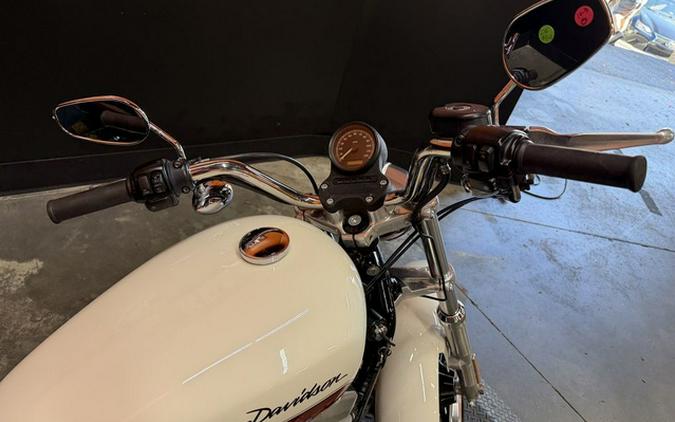 2011 Harley-Davidson Sportster XL883L - Superlow
