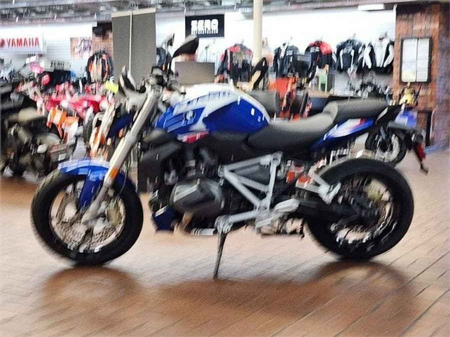 New 2023 BMW R1250R SPORT