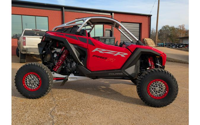 2026 Polaris RZR PRO R ULTIMATE