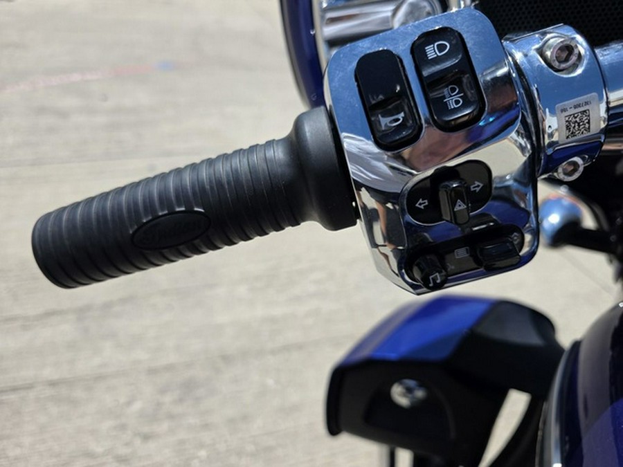2024 Indian Roadmaster Limited Spirit Blue Metallic