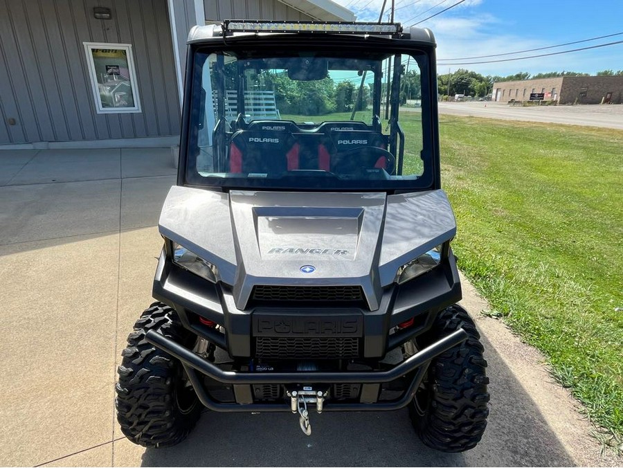 2017 Polaris Industries RANGER CREW® 570-4 EPS Titanium Metallic