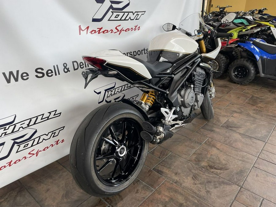 2022 Triumph Speed Triple 1200 RR Crystal White Storm Grey