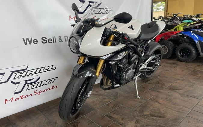 2022 Triumph Speed Triple 1200 RR Crystal White Storm Grey