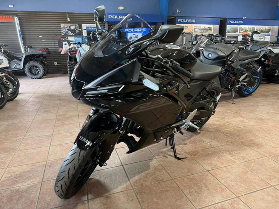 2026 Yamaha YZF R3 ABS