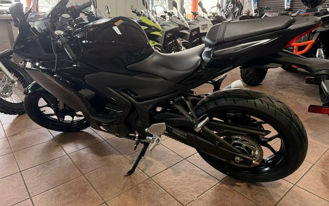 2026 Yamaha YZF R3 ABS