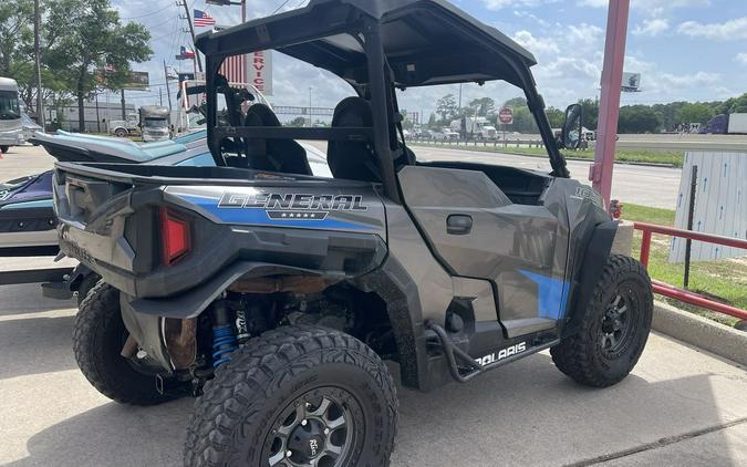 2019 Polaris® General® 1000 EPS Deluxe Titanium Metallic