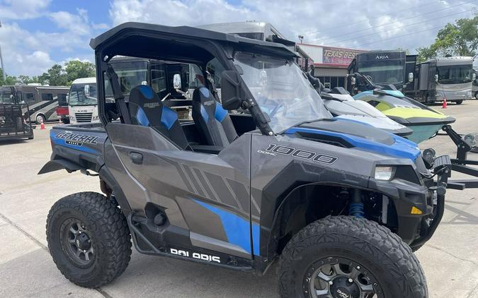 2019 Polaris® General® 1000 EPS Deluxe Titanium Metallic