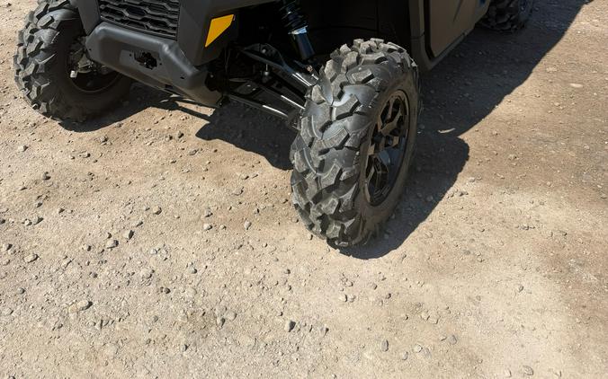 2026 Can-Am Defender DPS CAB HD10
