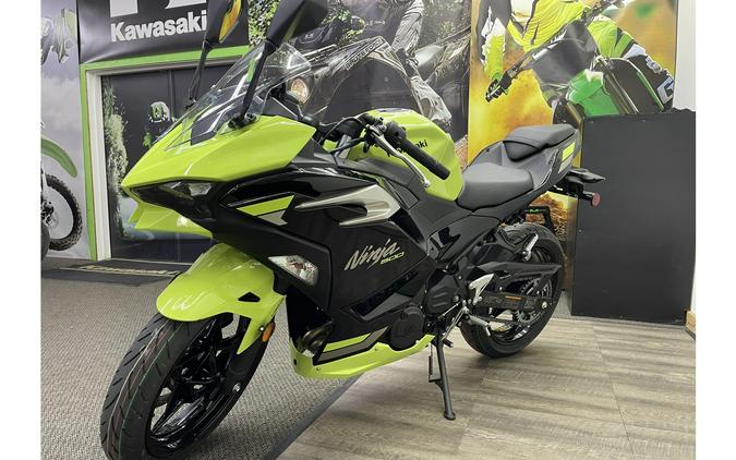 2025 Ninja 500 ABS - Kawasaki