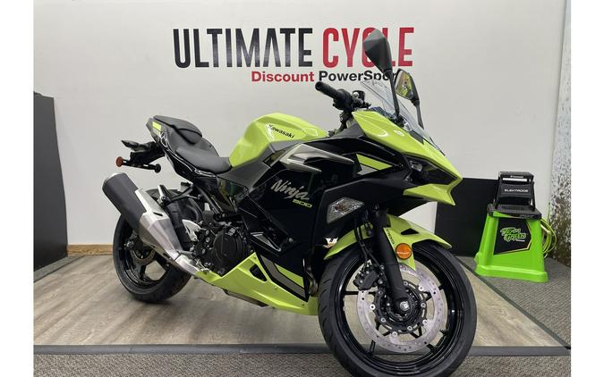 2025 Ninja 500 ABS - Kawasaki