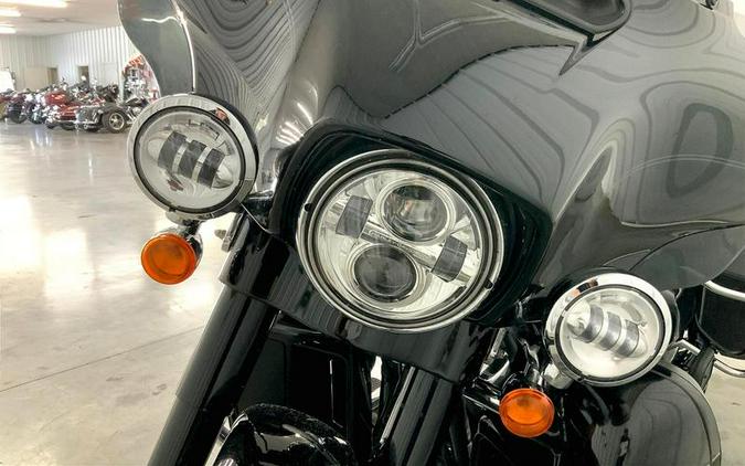 2019 Harley-Davidson® FLHTCU - Electra Glide® Ultra Classic®