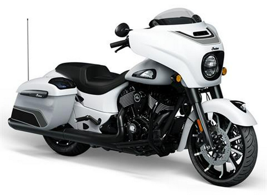 2024 Indian Motorcycle Chieftain® Dark Horse® with PowerBand Audio Package