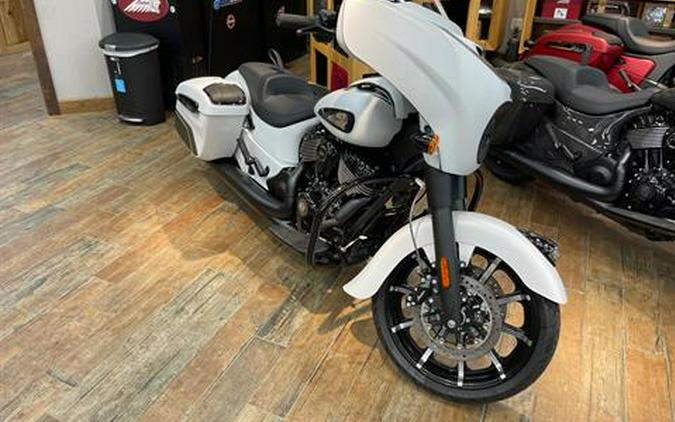 2024 Indian Motorcycle Chieftain® Dark Horse® with PowerBand Audio Package