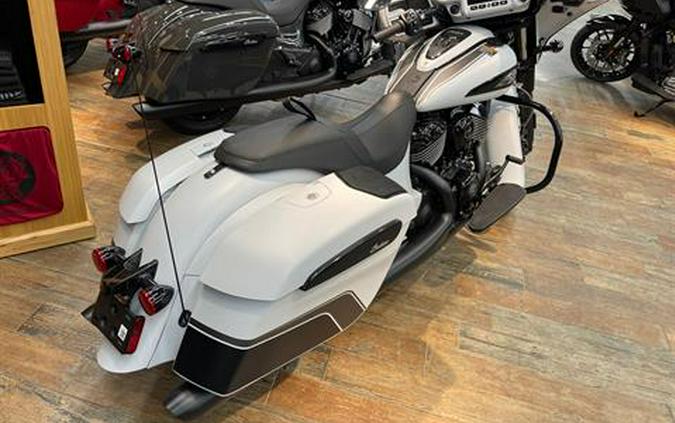 2024 Indian Motorcycle Chieftain® Dark Horse® with PowerBand Audio Package